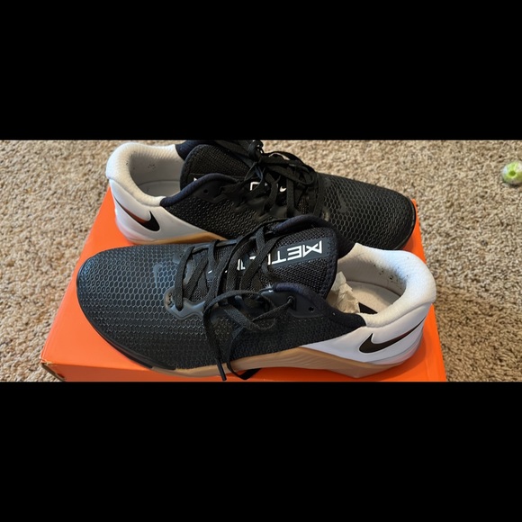 Nike Shoes | Nike Metcon 5s | Color: Black/White | Size: 9 | Pm-13556617's Closet